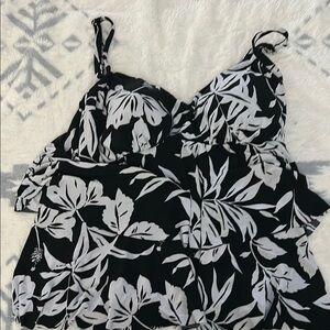 Black and White Leaf swim top